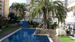 Гостиница Apartaments Mar Blau Calella  Калелья